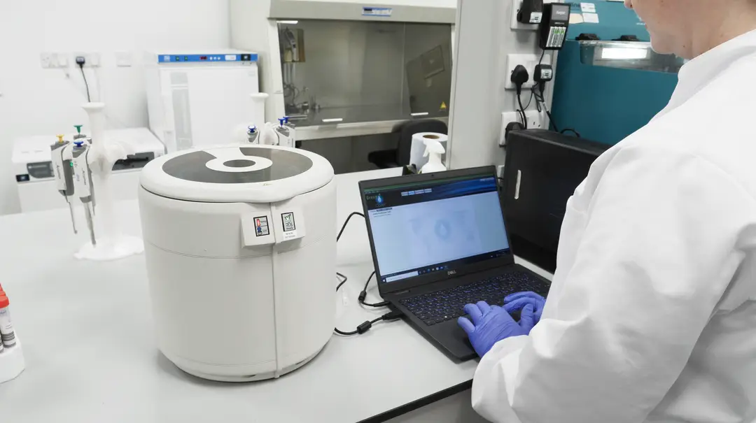 High Precision Environmental Testing for Critically Sensitive Cleanroom Surfaces Image